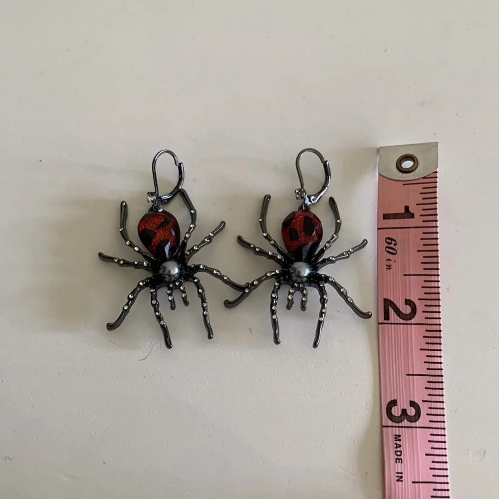 Betsey Johnson Spider Earrings - Picture 8 of 8